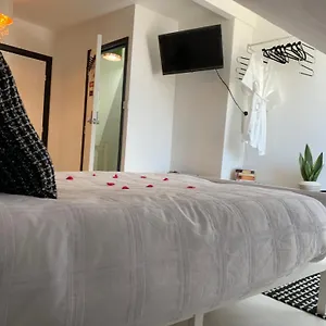 Sam'z Boutique Bed & Breakfast